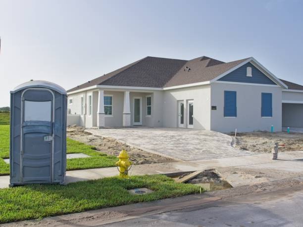 Portable Toilet Options We Offer in Hillsboro, KS
